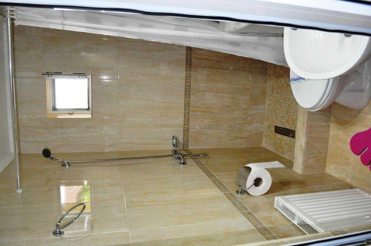 Hotel Andrei Cîmpia Turzii المظهر الخارجي الصورة