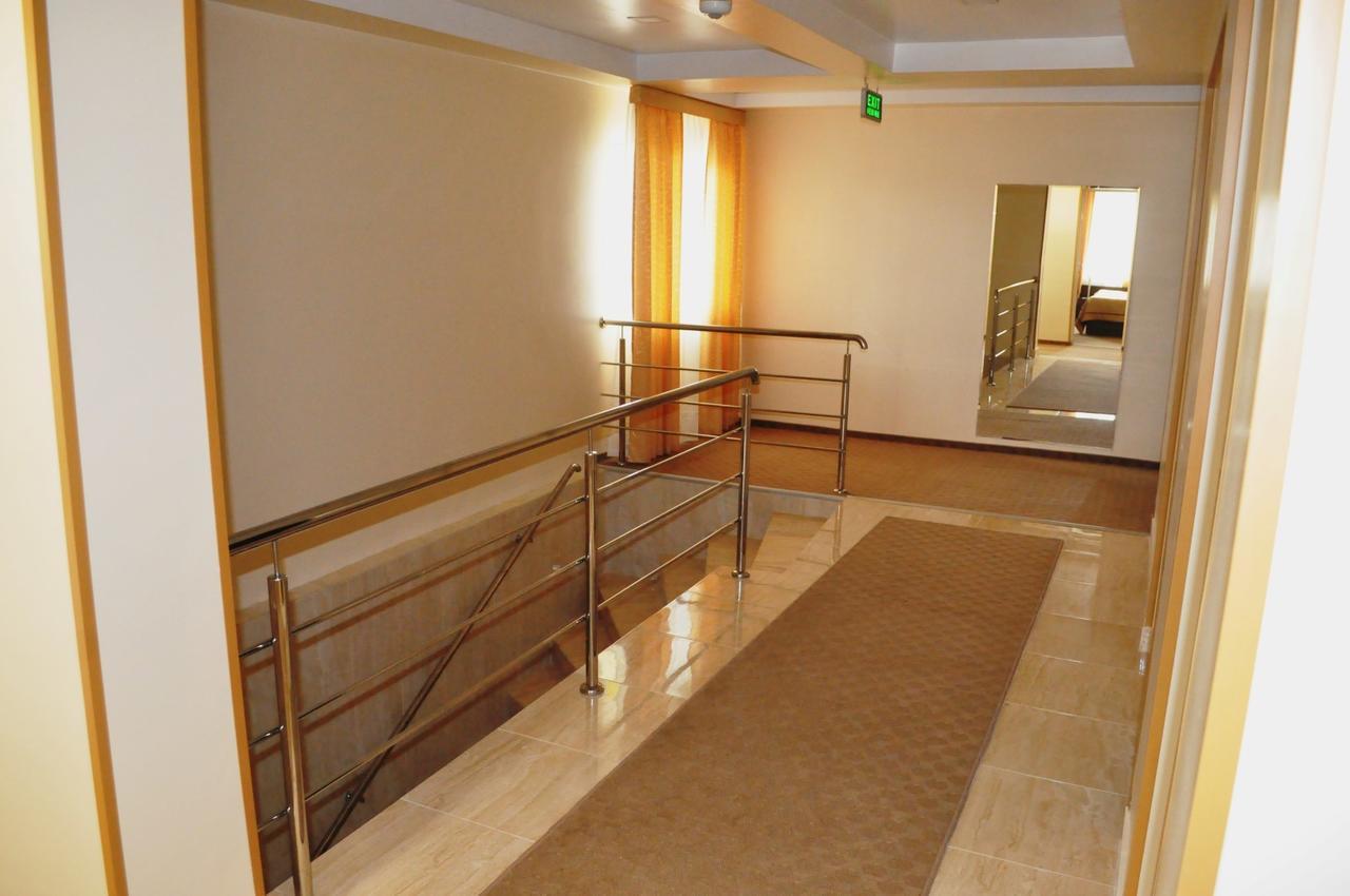 Hotel Andrei Cîmpia Turzii المظهر الخارجي الصورة