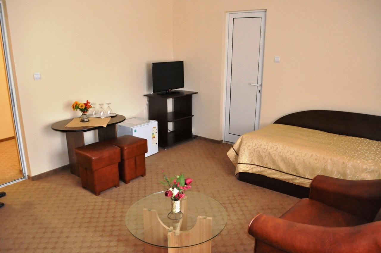 Hotel Andrei Cîmpia Turzii المظهر الخارجي الصورة