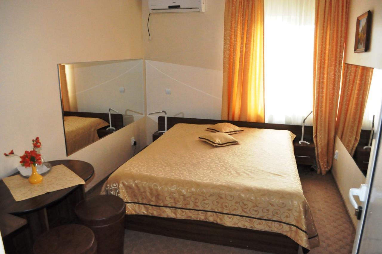 Hotel Andrei Cîmpia Turzii المظهر الخارجي الصورة