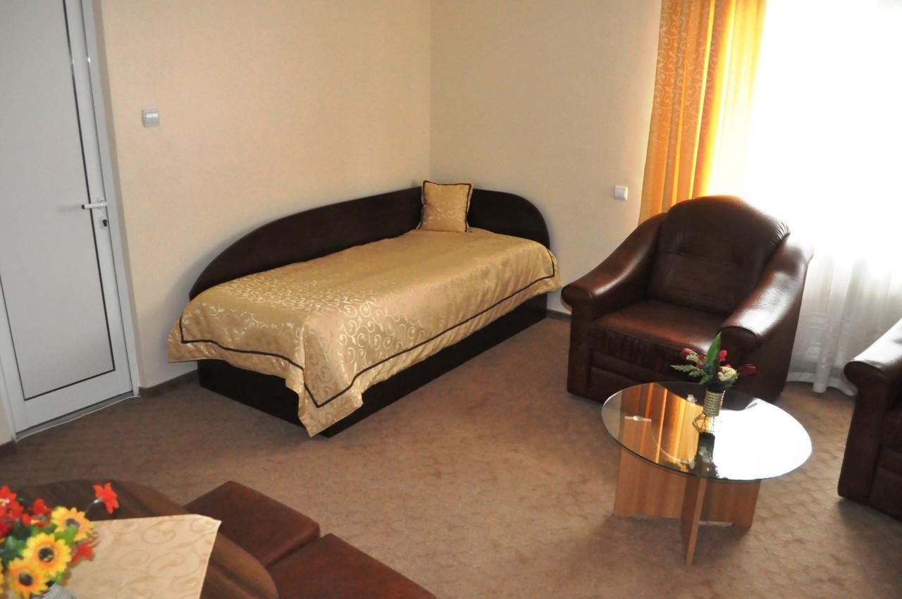 Hotel Andrei Cîmpia Turzii المظهر الخارجي الصورة